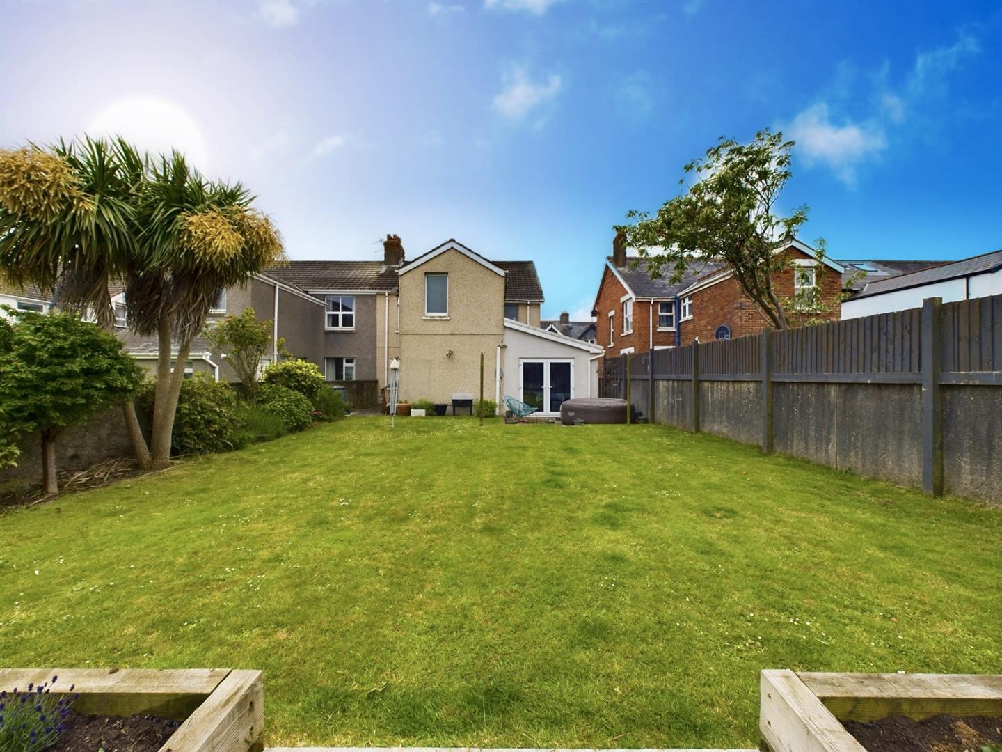 Park Avenue, Porthcawl McHattons Estate Agents, Bridgend